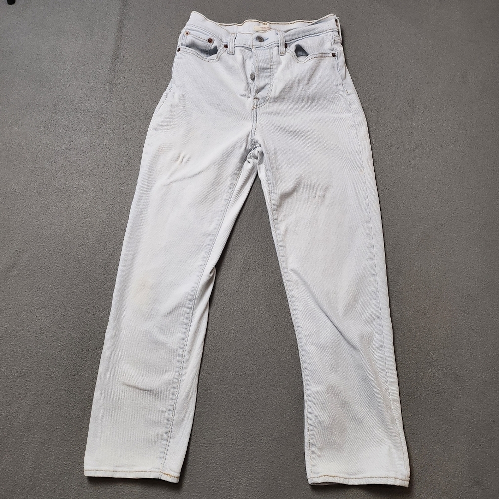 Levi's Wedgie Straight Jeans Light Wash Size 28 Tapered Leg High Waist